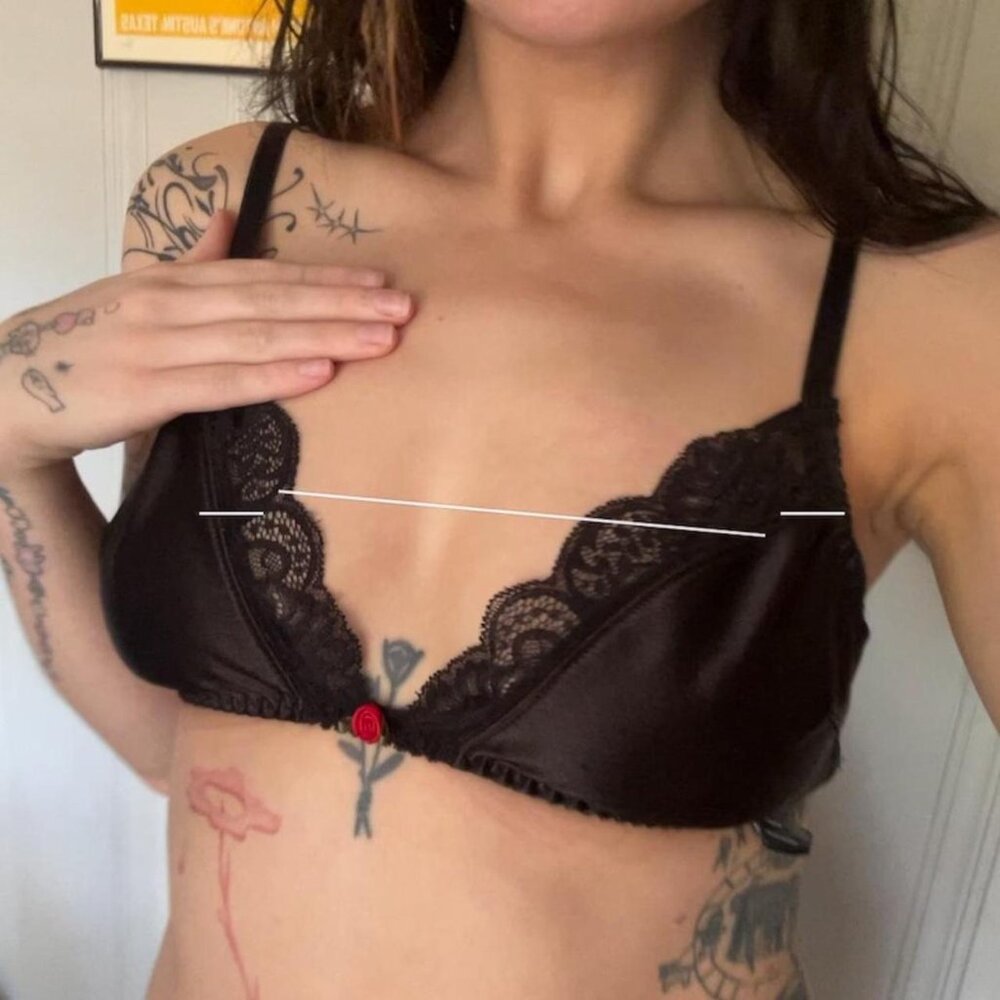 urban outfitters vintage 90s silky satin black lace bralette